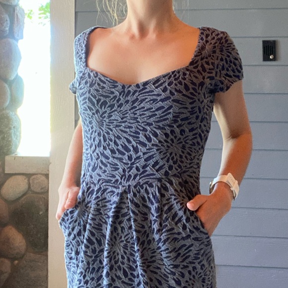 Floral Anthropologie dress - Picture 5 of 6